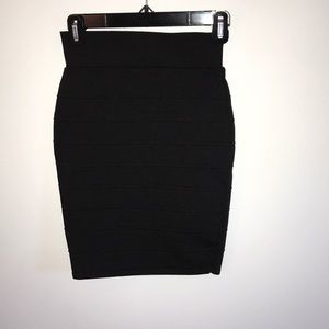 Garage Fitted Skirt